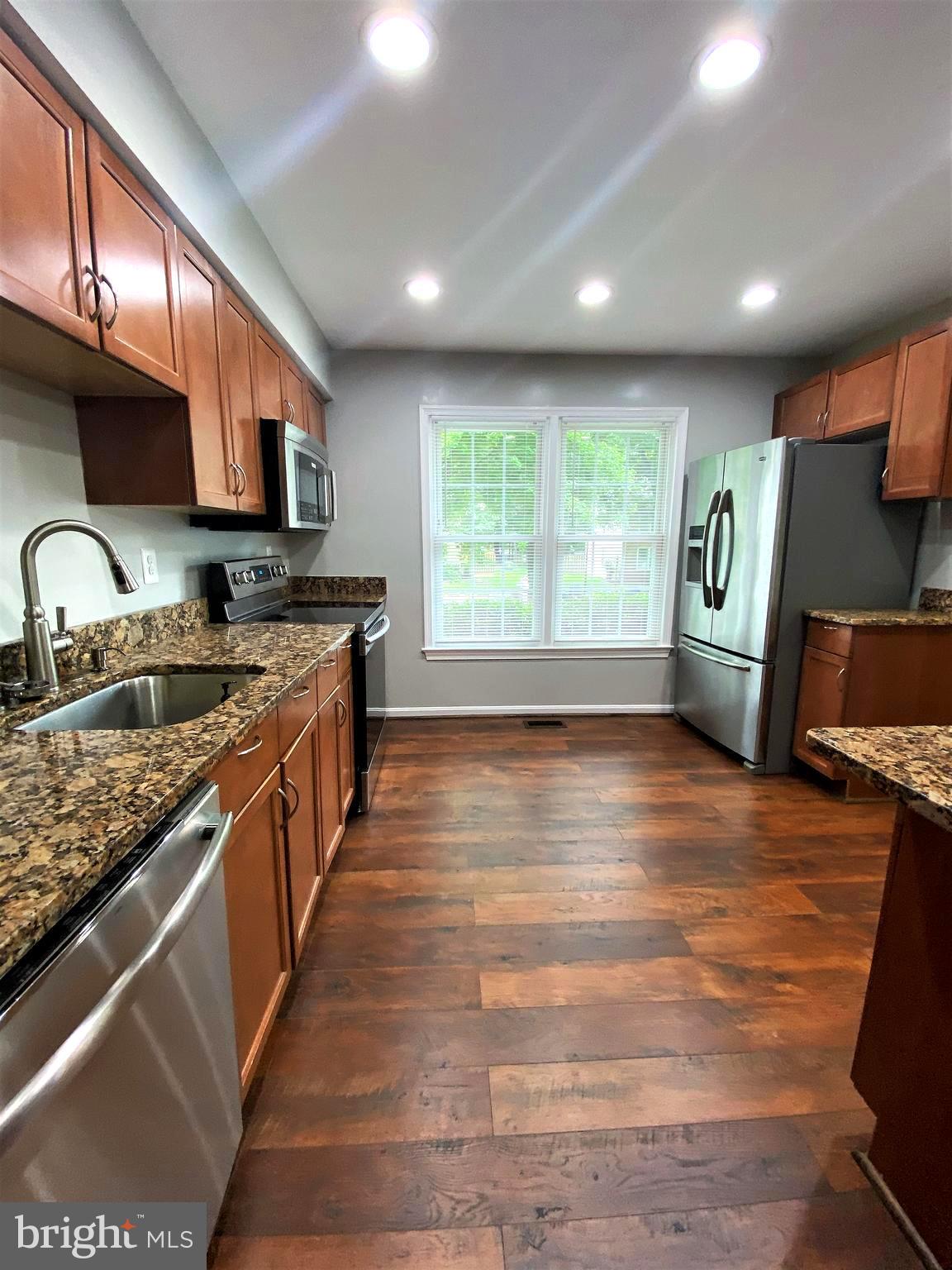 11939 Artery Drive Fairfax, VA 22030 - Photo 10 of 28