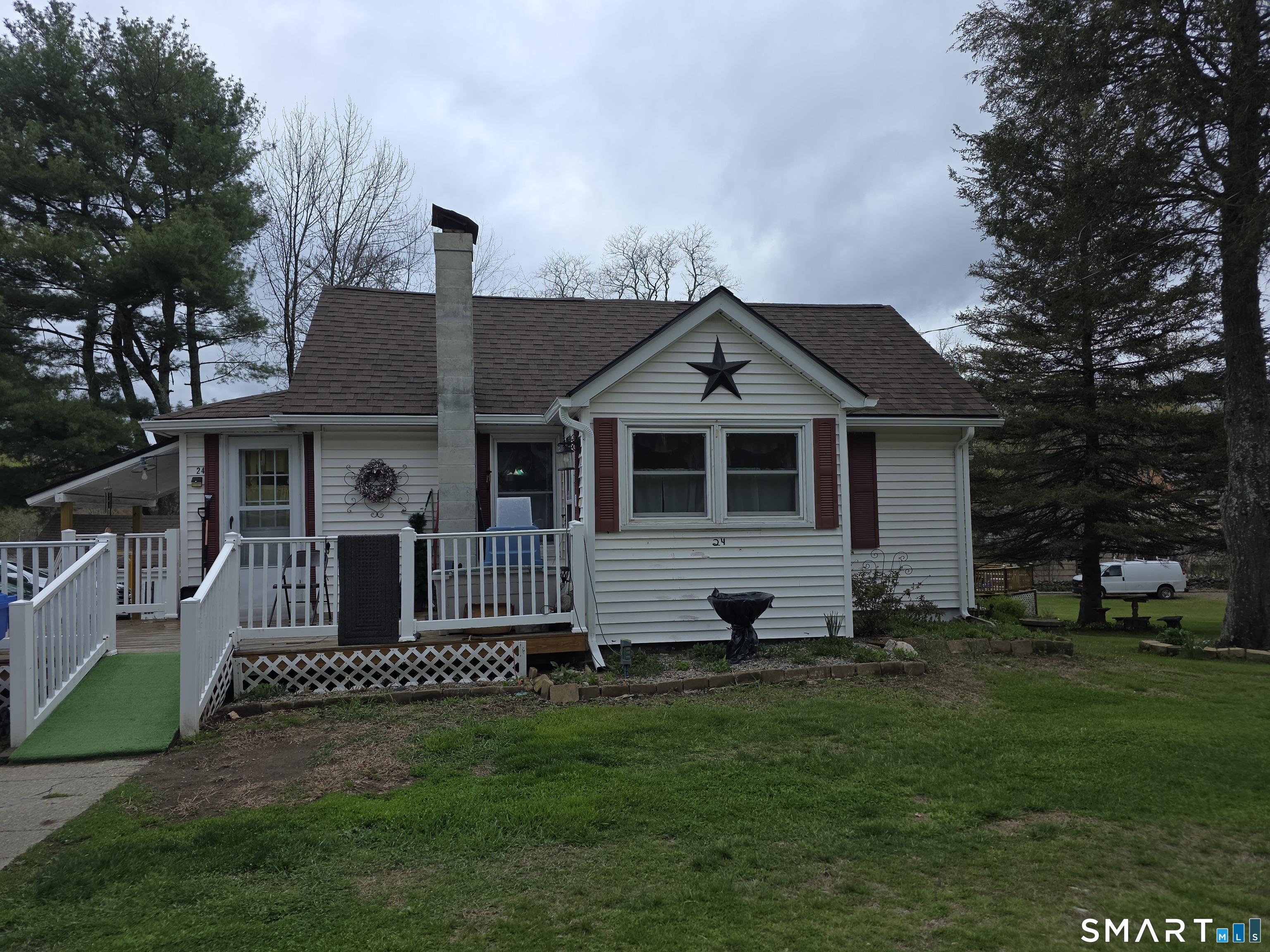 24 Black Hill Road Plainfield, CT 06374 - Photo 1 of 28