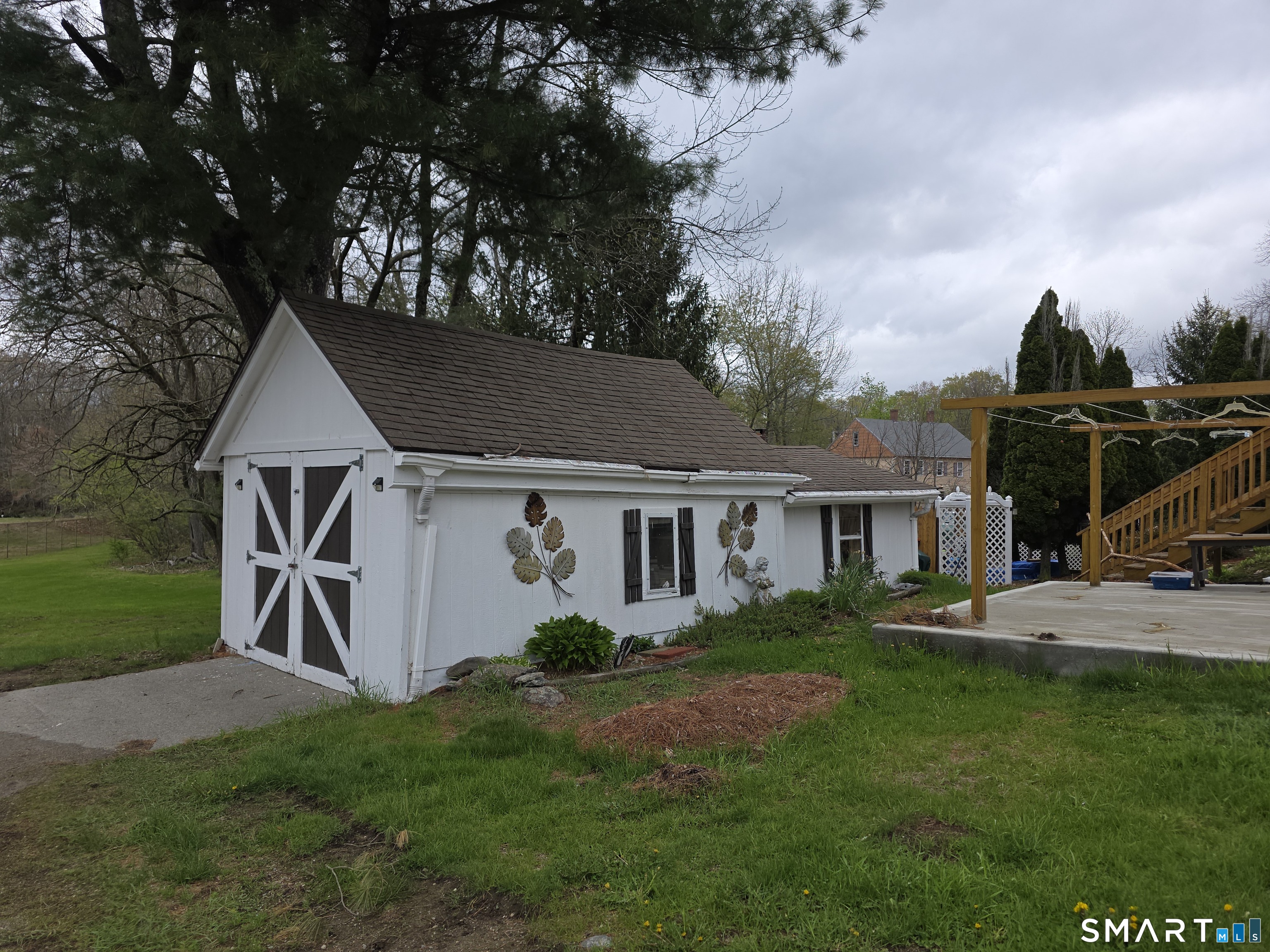 24 Black Hill Road Plainfield, CT 06374 - Photo 2 of 28