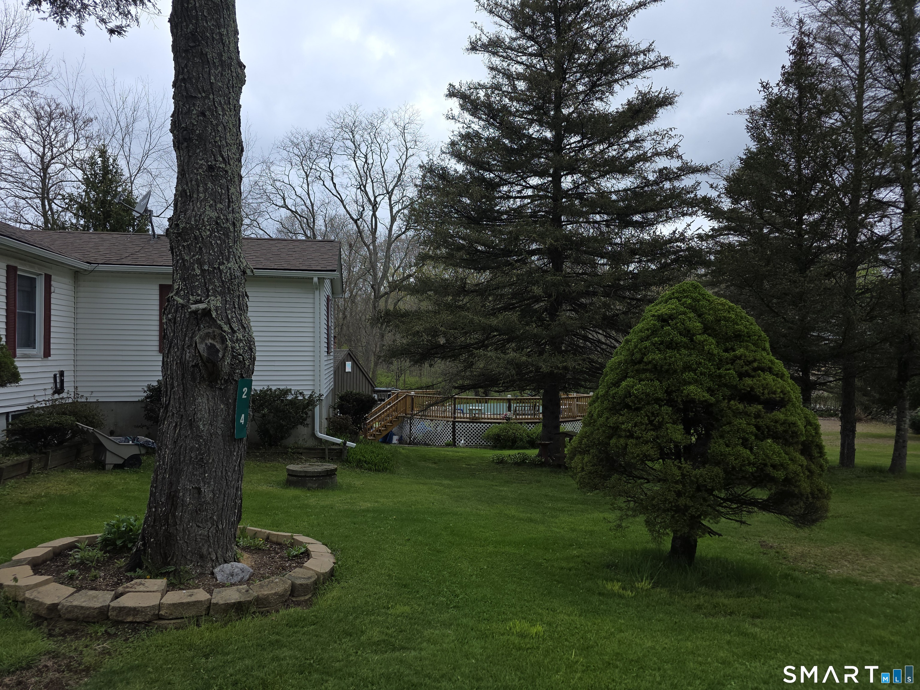 24 Black Hill Road Plainfield, CT 06374 - Photo 5 of 28