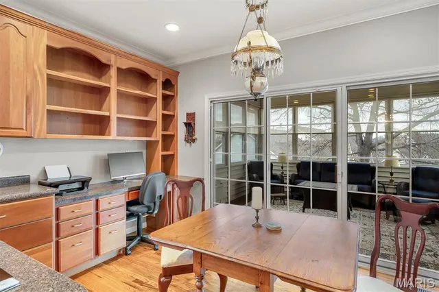 $600,000 | 811 Stone Meadow Drive, Chesterfield, MO 63005