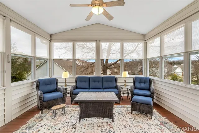 $600,000 | 811 Stone Meadow Drive, Chesterfield, MO 63005