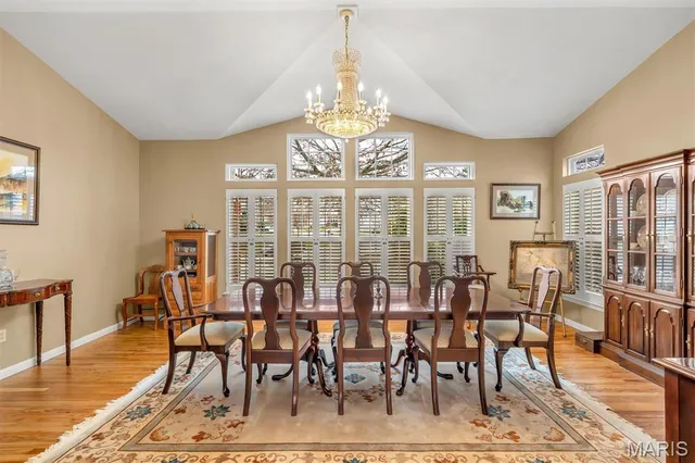 $600,000 | 811 Stone Meadow Drive, Chesterfield, MO 63005