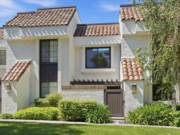 $1,180,000 | 19811 Portal Plaza, Cupertino, CA 95014
