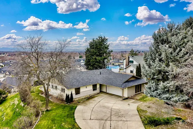 $629,000 | 208 Winged Foot Place, Eagle, ID 83616