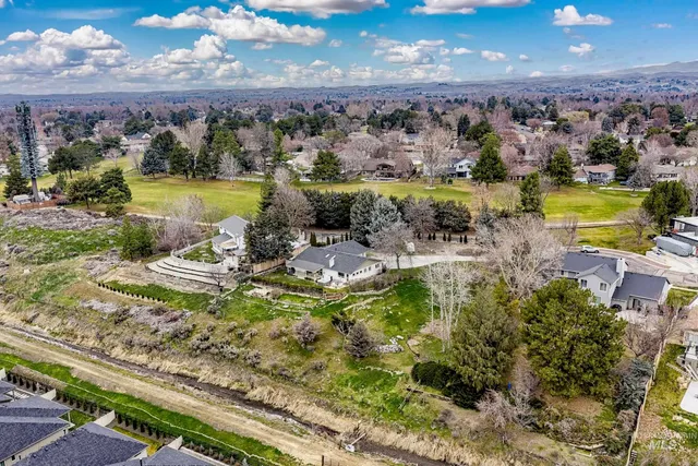 $629,000 | 208 Winged Foot Place, Eagle, ID 83616