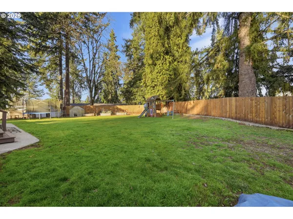 $699,900 | 85217 Winding Way, Pleasant Hill, OR 97455