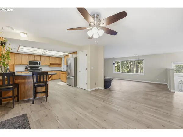 $699,900 | 85217 Winding Way, Pleasant Hill, OR 97455