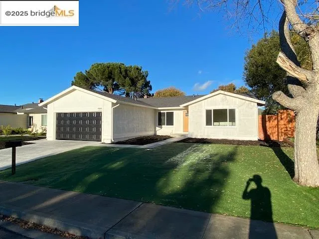 $950,000 | 1832 Elkwood Drive, Concord, CA 94519