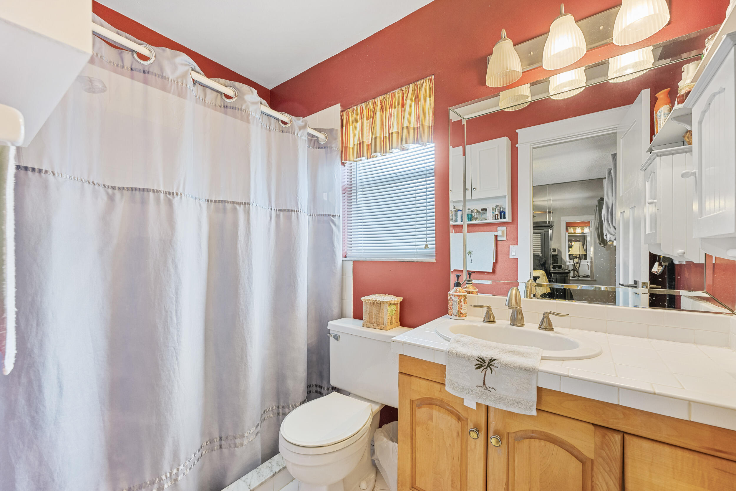 128 Banyan Circle Jupiter, FL 33458 - Photo 22 of 38 _JJL7543