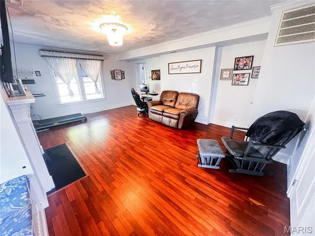 $164,000 | 620 North College Street, Salem, IL 62881