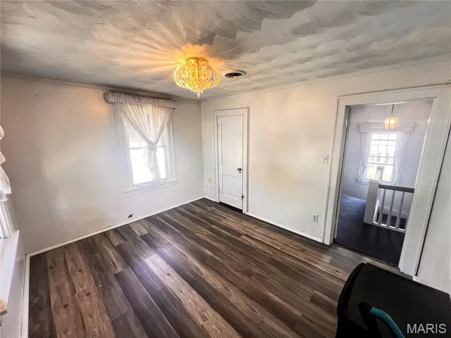 $164,000 | 620 North College Street, Salem, IL 62881