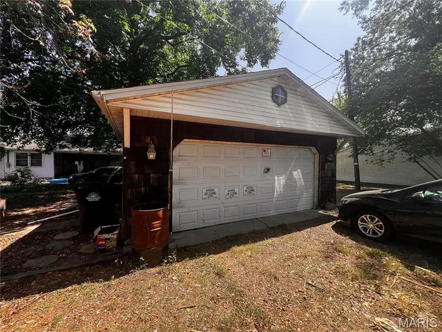 $164,000 | 620 North College Street, Salem, IL 62881