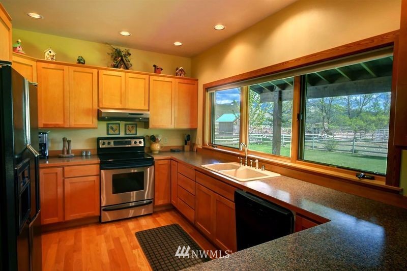 19108A State Rte 20 Winthrop, WA 98862 - Photo 22 of 40 Gallery Image 22