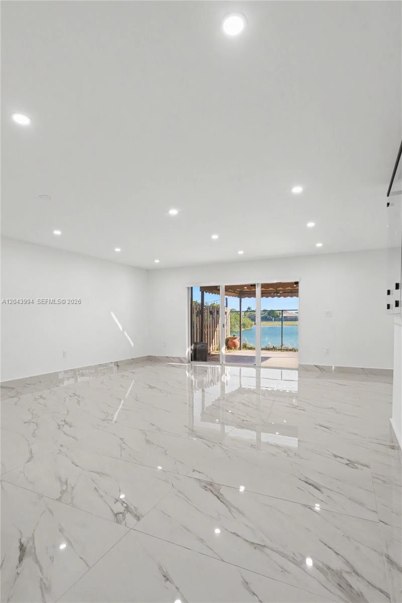 16240 Southwest 75th Street Miami, FL 33193 - Photo 3 of 26