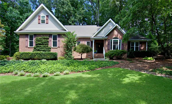 $455,000 | 30254 Winchester Drive, Seneca, SC 29678