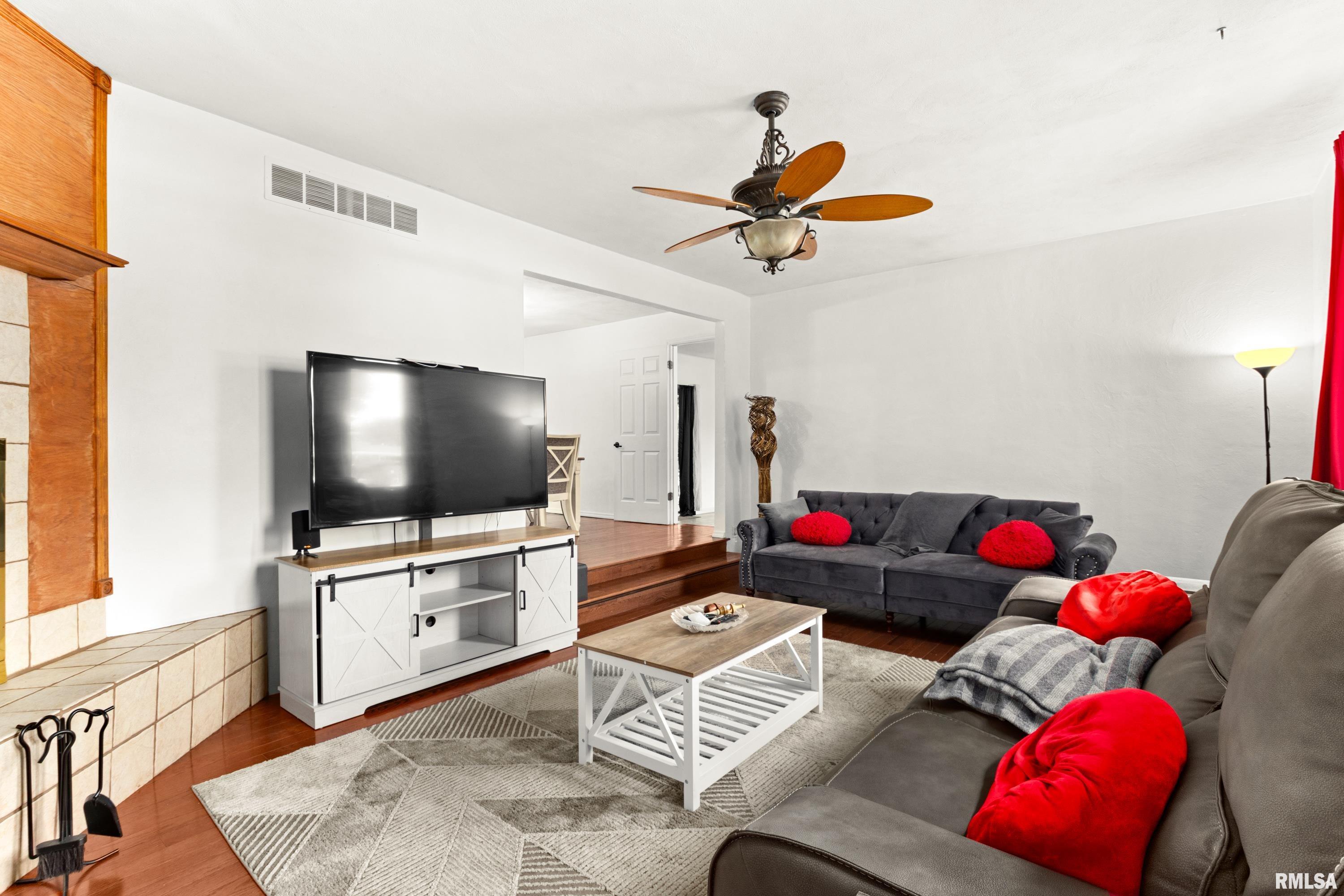 214 Matheny Road East Peoria, IL 61611 - Photo 8 of 61