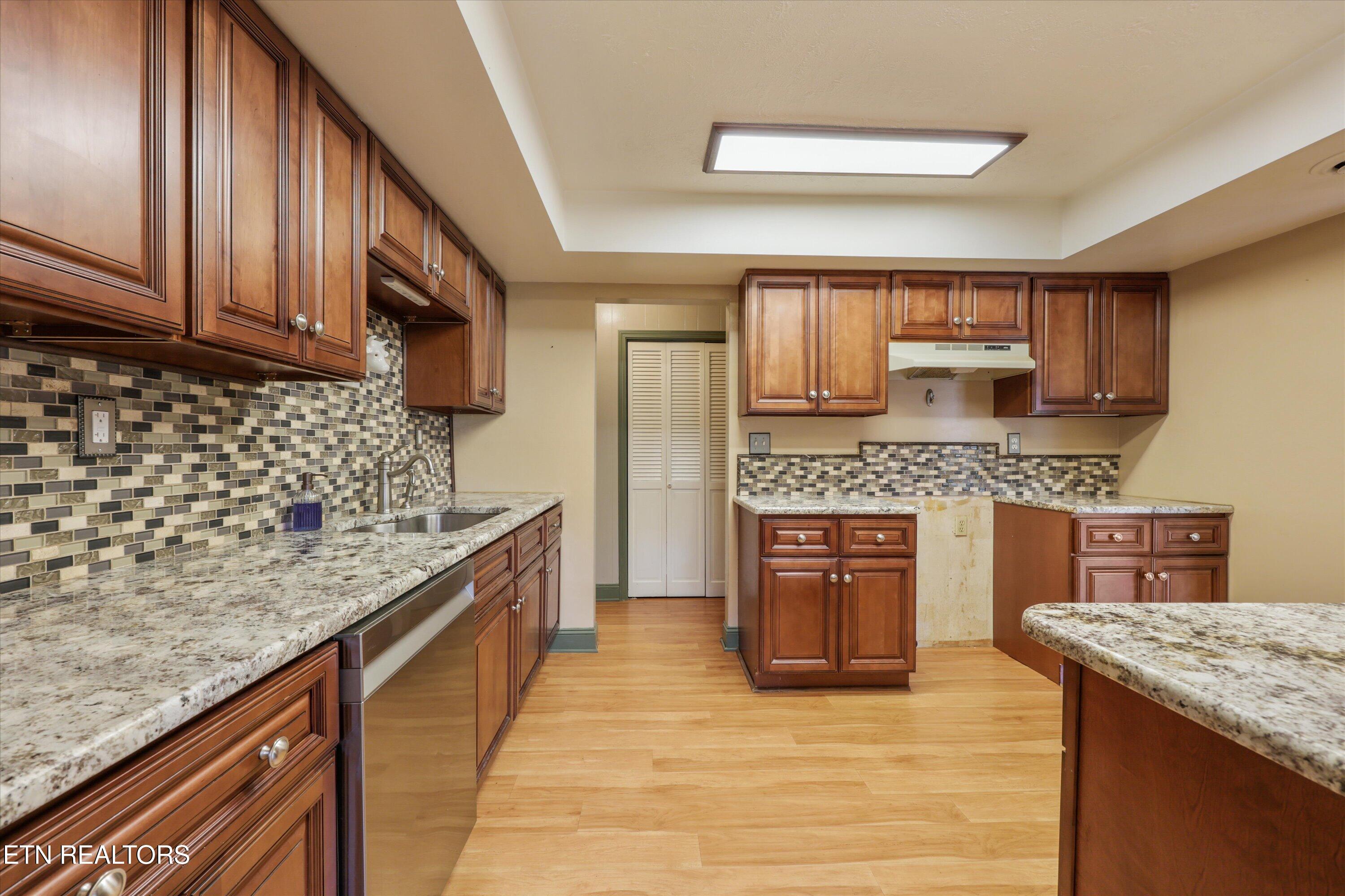 340 Pattie Gap Road Philadelphia, TN 37846 - Photo 6 of 44 05-340 Pattie Gap Rd 20