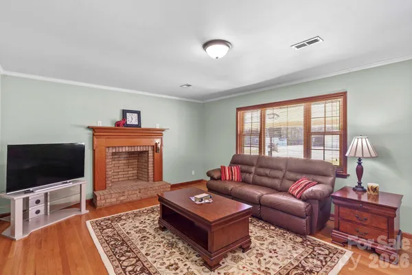 $484,900 | 5075 Lakeview Drive, Salisbury, NC 28147