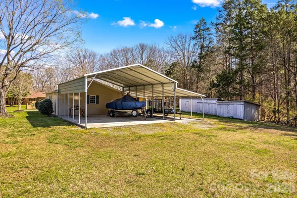 $484,900 | 5075 Lakeview Drive, Salisbury, NC 28147