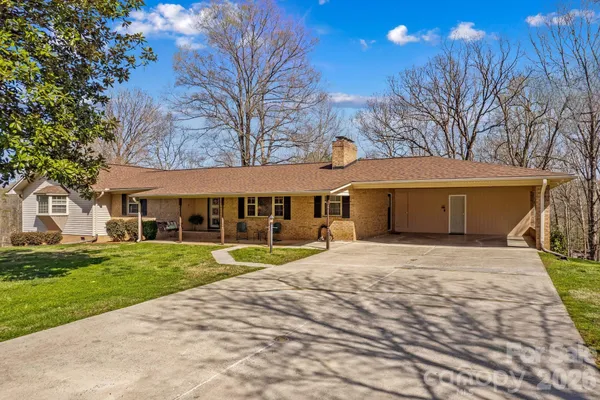 $484,900 | 5075 Lakeview Drive, Salisbury, NC 28147