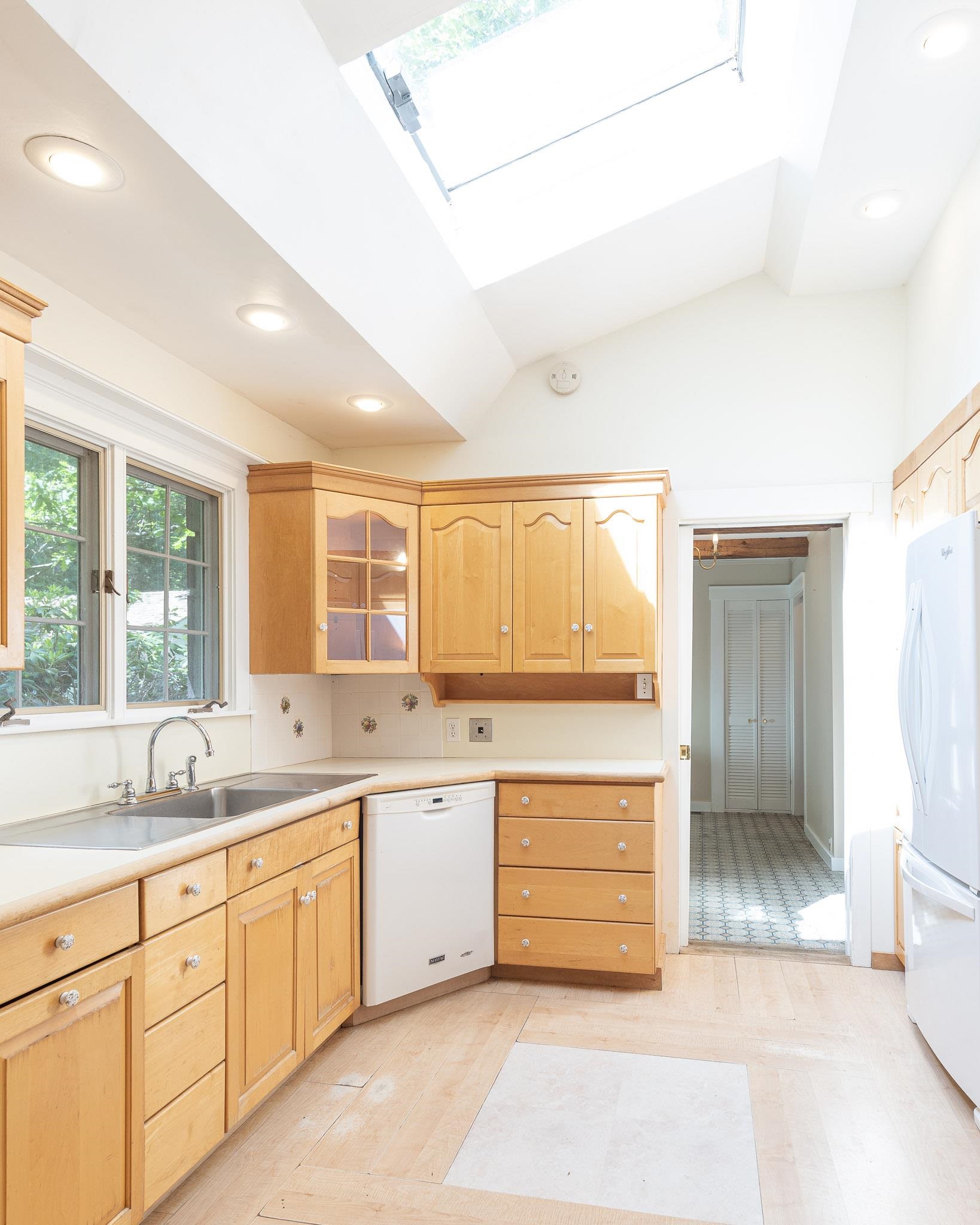 15 Langley Road Keene, NH 03431 - Photo 9 of 40