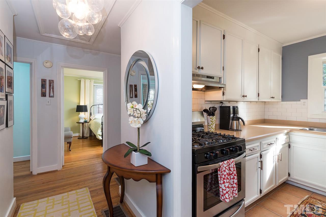 814 Chamberlain Street Raleigh, NC 27607 - Photo 11 of 25