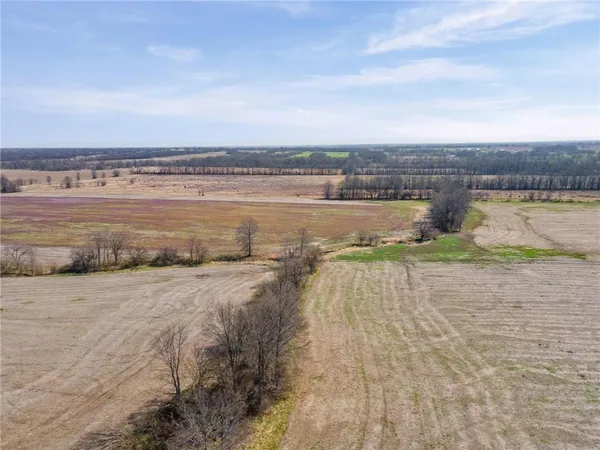 $1,336,200 | Iguana Road, Brookfield, MO 64628