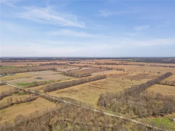 $1,336,200 | Iguana Road, Brookfield, MO 64628