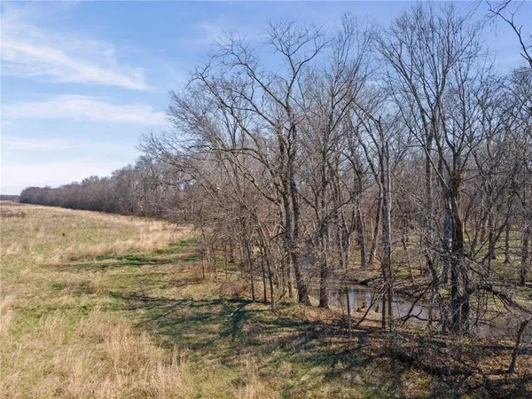 $1,336,200 | Iguana Road, Brookfield, MO 64628