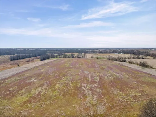 $1,336,200 | Iguana Road, Brookfield, MO 64628