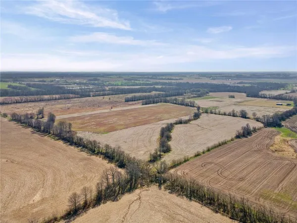 $1,336,200 | Iguana Road, Brookfield, MO 64628