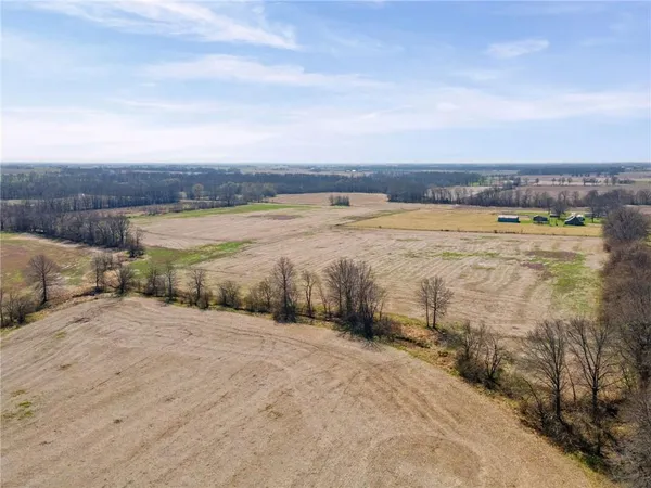 $1,336,200 | Iguana Road, Brookfield, MO 64628