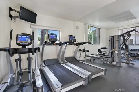 $1,599,000 | 172 Villa Point Drive, Newport Beach, CA 92660