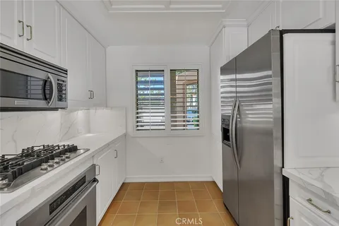 $1,599,000 | 172 Villa Point Drive, Newport Beach, CA 92660