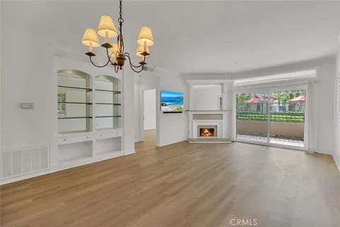 $1,599,000 | 172 Villa Point Drive, Newport Beach, CA 92660