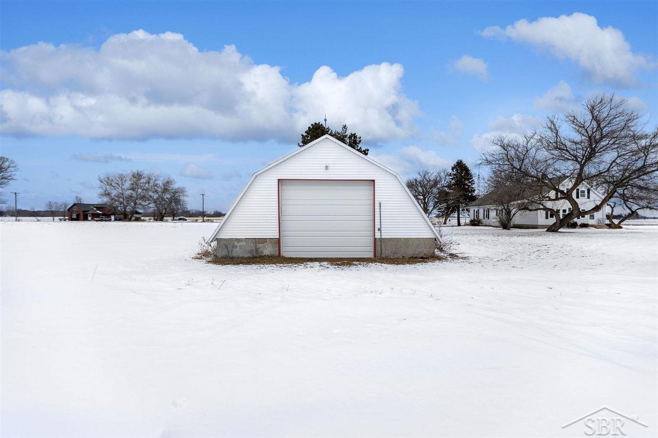 818 East Coggins Road Pinconning, MI 48650 - Photo 28 of 36 50064534-27.JPG