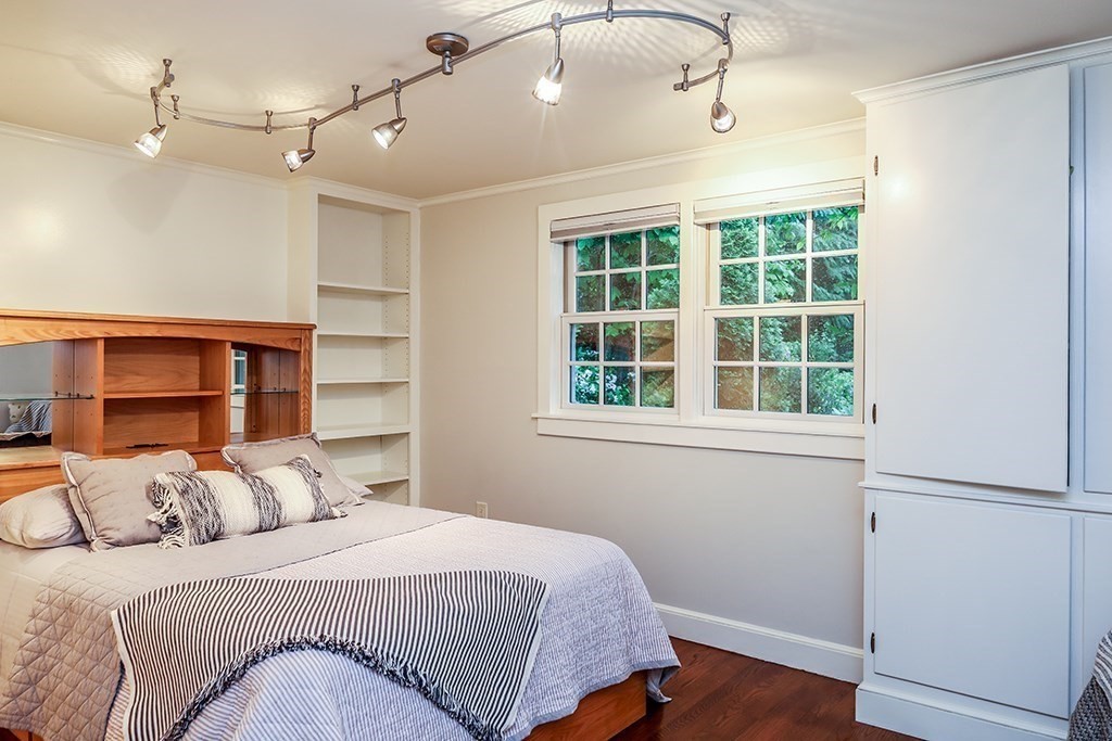 52 Woodleigh Road Dedham, MA 02026 - Photo 9 of 21 Gallery Image 9