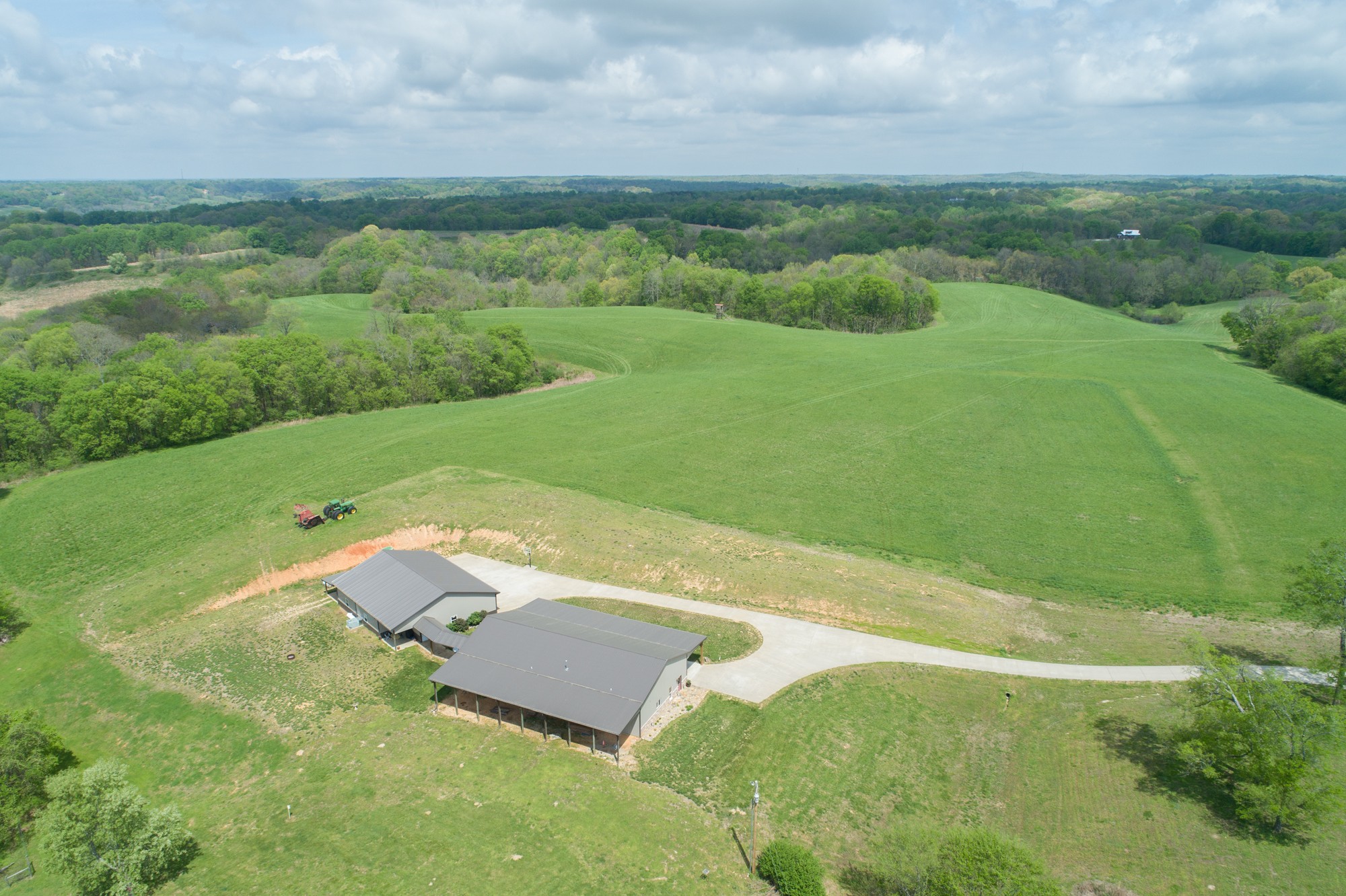 2348 Tom Fitzgerald Road Columbia, TN 38401 - Photo 6 of 47 an aerial view of a house with a yard