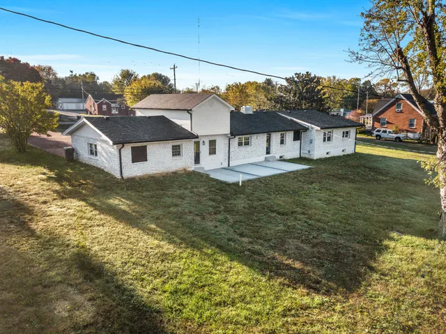 $485,000 | 1503 5th Avenue West, Springfield, TN 37172