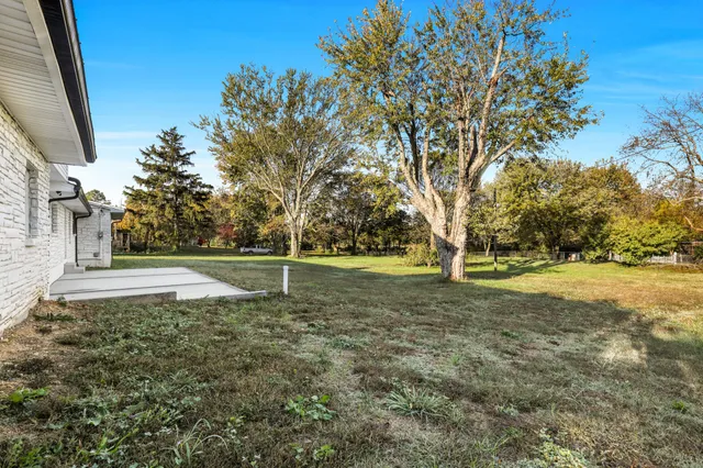 $485,000 | 1503 5th Avenue West, Springfield, TN 37172