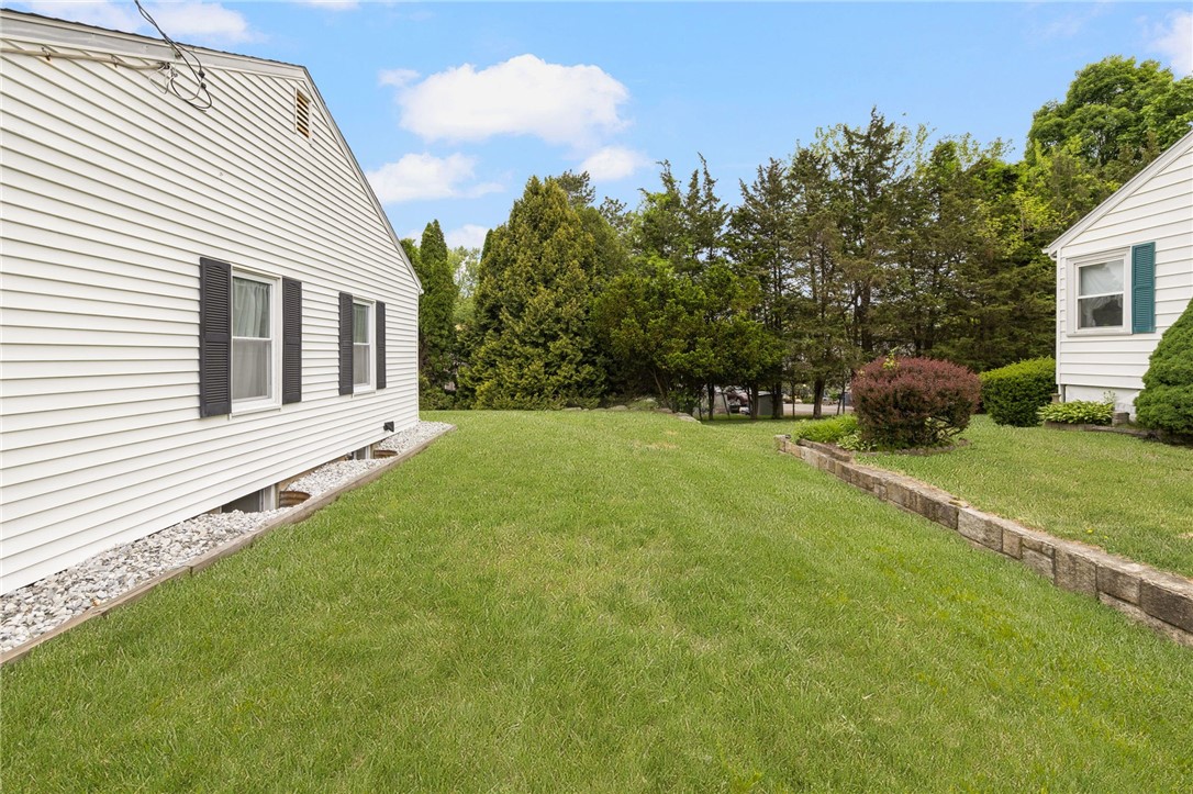 461 River Lincoln Ri 02865 Lincoln, RI 02865 - Photo 2 of 24