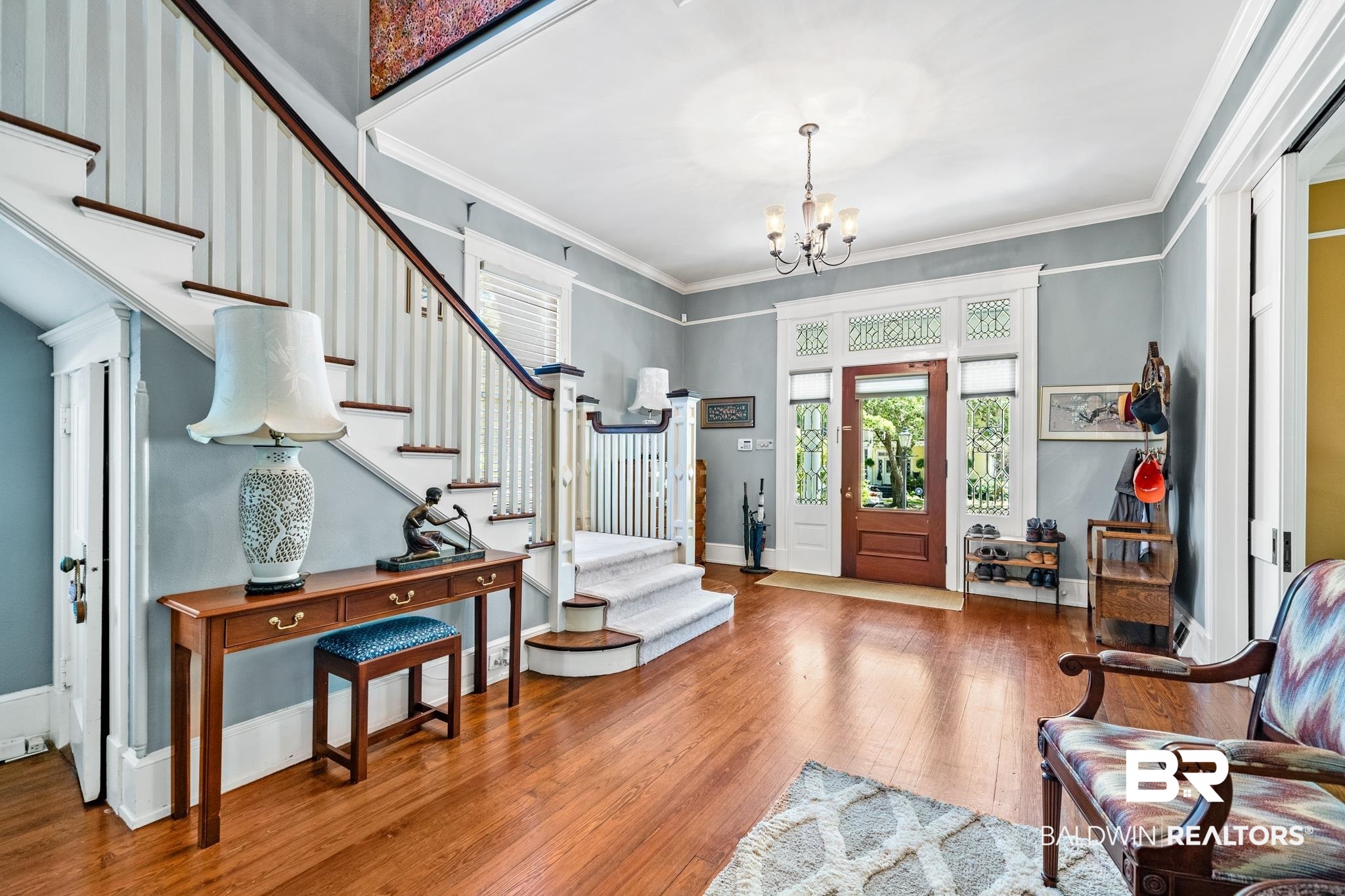 13 North Monterey Street Mobile, AL 36604 - Photo 4 of 48 Foyer