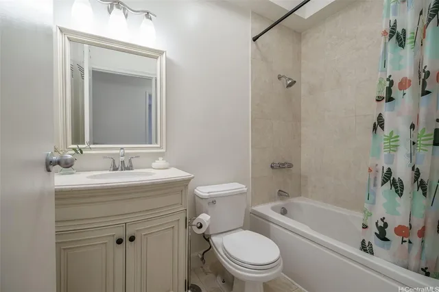 $1,995,000 | 1307 Noninui Place, Kailua, HI 96734