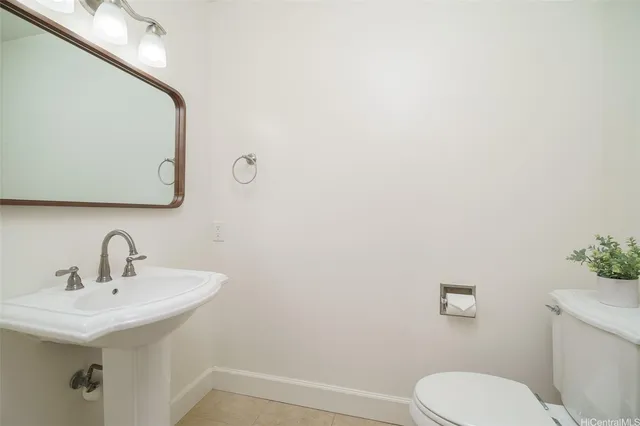 $1,995,000 | 1307 Noninui Place, Kailua, HI 96734