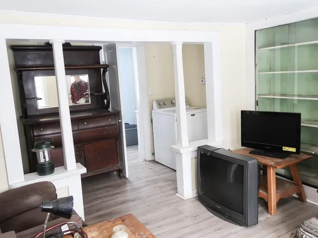 $210,000 | 7 Frog Holler Lane, Augusta, ME 04330