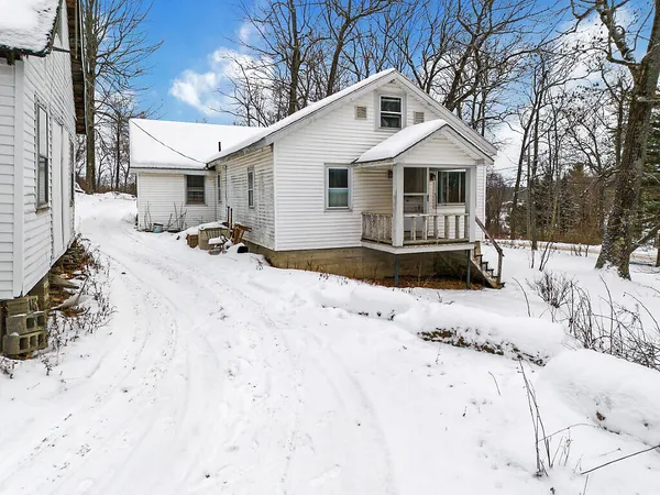 $210,000 | 7 Frog Holler Lane, Augusta, ME 04330