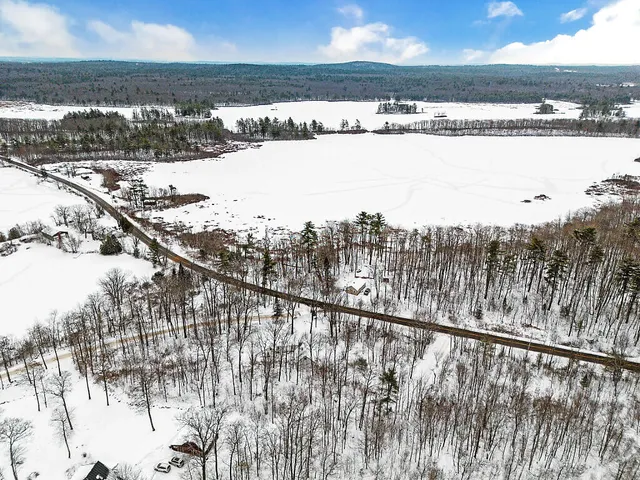 $210,000 | 7 Frog Holler Lane, Augusta, ME 04330