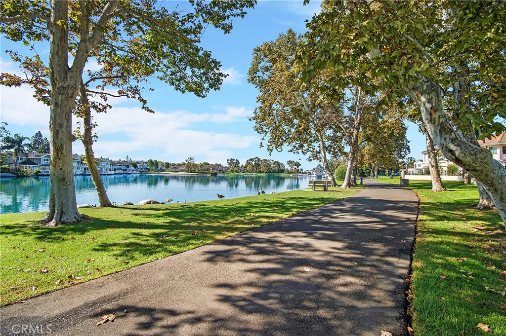 19 Spinnaker Irvine, CA 92614 - Photo 32 of 63