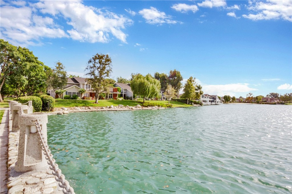 19 Spinnaker Irvine, CA 92614 - Photo 36 of 63